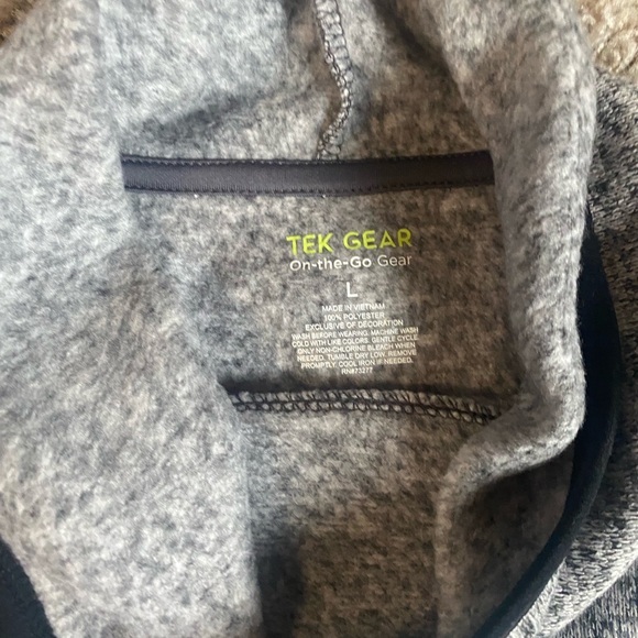 Sweatshirt - Picture 3 of 4